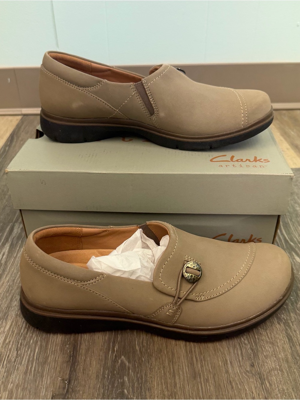 Clarks women’s certina ease leather Slip-On Loafers • Sz 10